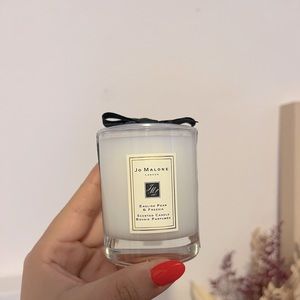 Jo Malone candle